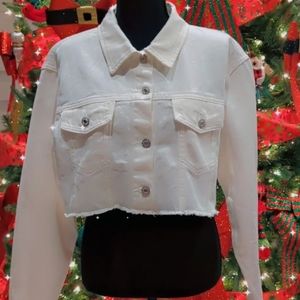 Beautiful white CC Jean jacket.💝